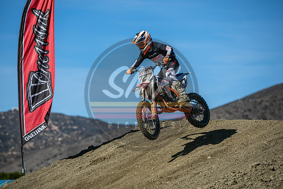 SMXPICTURES_Motor4Kids_RadRiders_R5_Fox_12-10-23-1228