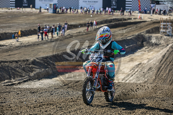 SMXPICTURES_Motor4Kids_RadRiders_R5_Fox_12-10-23-1374