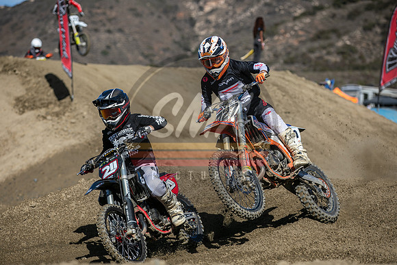 SMXPICTURES_Motor4Kids_RadRiders_R5_Fox_12-10-23-1442
