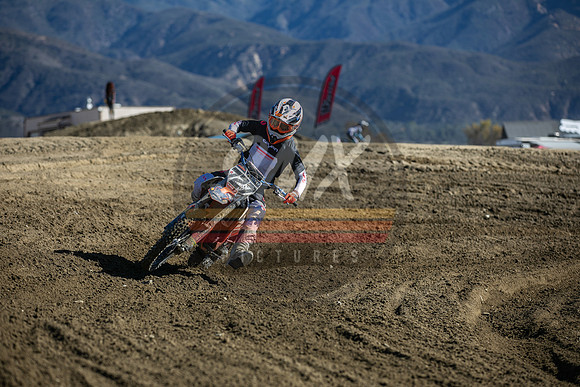 SMXPICTURES_Motor4Kids_RadRiders_R5_Fox_12-10-23-1508