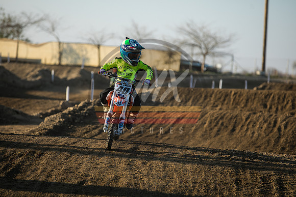 SMXPICTURES_Moto4Kids_ThrillerBeezzz_R2_KernCounty_2-12-22-0146