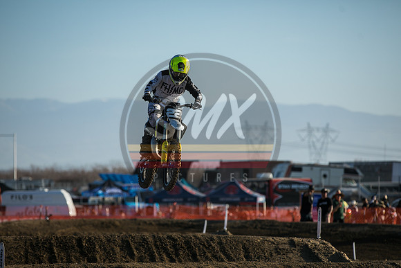 SMXPICTURES_Moto4Kids_ThrillerBeezzz_R2_KernCounty_2-12-22-0031