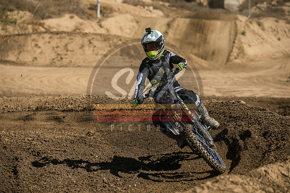 SMX_PICTURES_Swapmoto_Fall_Classic_RD1_PerrisMX_AmateurTrack_10-3-21-143