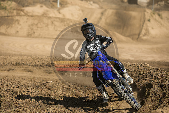 SMX_PICTURES_Swapmoto_Fall_Classic_RD1_PerrisMX_AmateurTrack_10-3-21-382