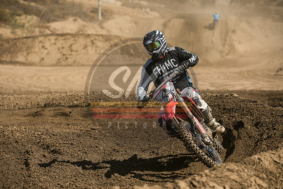 SMX_PICTURES_Swapmoto_Fall_Classic_RD1_PerrisMX_AmateurTrack_10-3-21-149