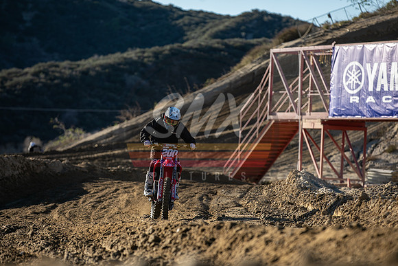 SMXPICTURES_Swapmoto_FallClassic_R5_GlenHelen_MainTrack_12-18-22-49