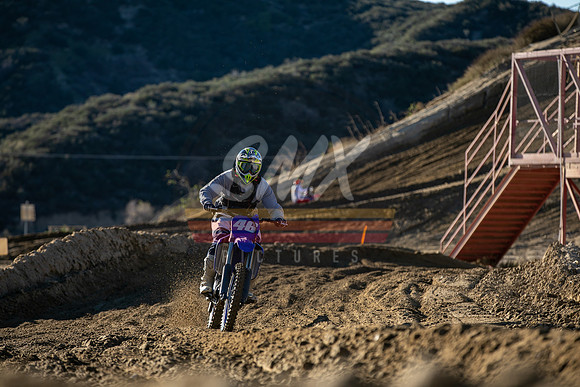 SMXPICTURES_Swapmoto_FallClassic_R5_GlenHelen_MainTrack_12-18-22-57