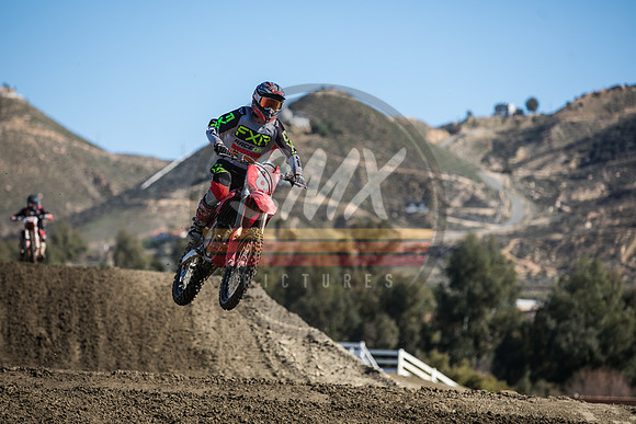 SMXPICTRES_Swapmoto_ElDorado_R3_Lake_Elsinore_2-13-22-0079