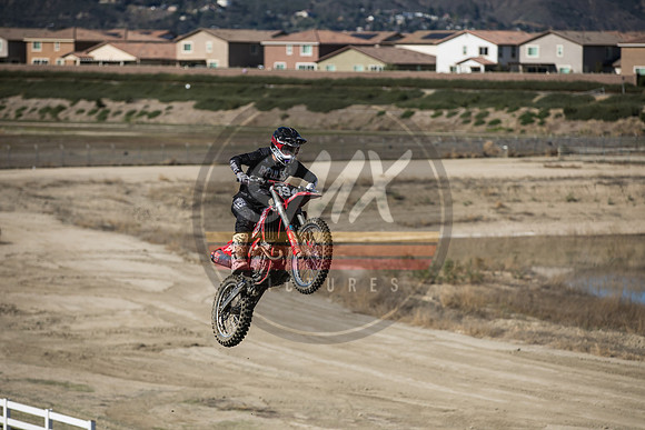 SMXPICTRES_Swapmoto_ElDorado_R3_Lake_Elsinore_2-13-22-0136