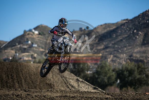 SMXPICTRES_Swapmoto_ElDorado_R3_Lake_Elsinore_2-13-22-0012