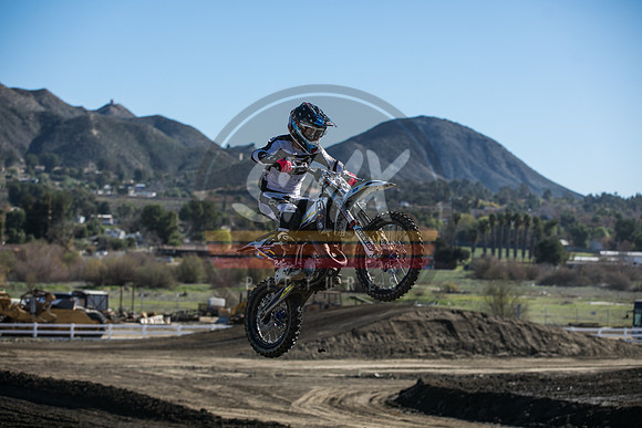 SMXPICTRES_Swapmoto_ElDorado_R3_Lake_Elsinore_2-13-22-0003
