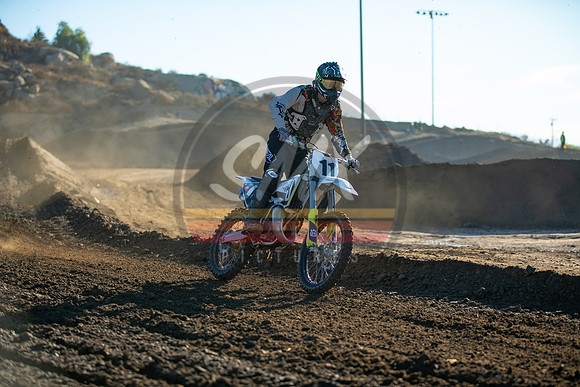 SMX_PICTURES_Swapmoto_TripleCrown_RD2_Perris_ExpertTrack_12-6-20-011
