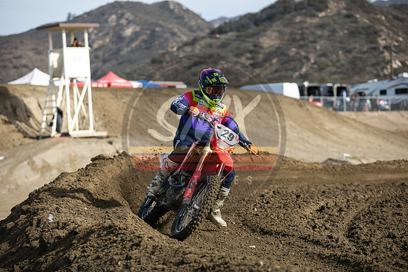 SMX_PICTURES_RoadToMammoth_R1_FoxRaceway-125cc-450cc-2-14-21-0009