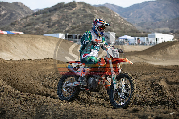 SMX_PICTURES_RoadToMammoth_R1_FoxRaceway-125cc-450cc-2-14-21-0015