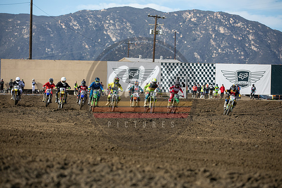 SMX_PICTURES_RoadToMammoth_R1_FoxRaceway-125cc-450cc-2-14-21-0001