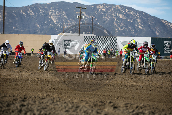 SMX_PICTURES_RoadToMammoth_R1_FoxRaceway-125cc-450cc-2-14-21-0005