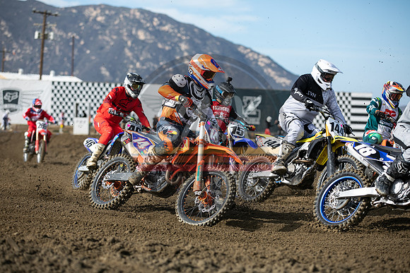SMX_PICTURES_RoadToMammoth_R1_FoxRaceway-125cc-450cc-2-14-21-0007