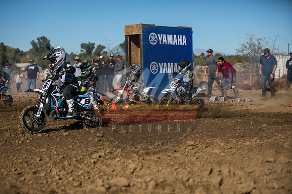 SMX_PICTURES_Swapmoto_TripleCrown_RD2_Perris_AmTrack_12-6-20-19