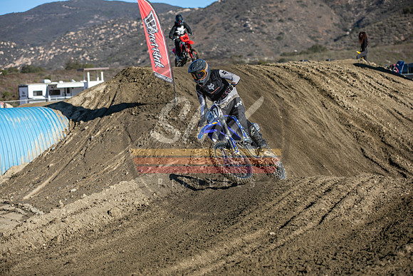 SMXPICTURES_Motor4Kids_RadRiders_R5_Fox_12-10-23-21